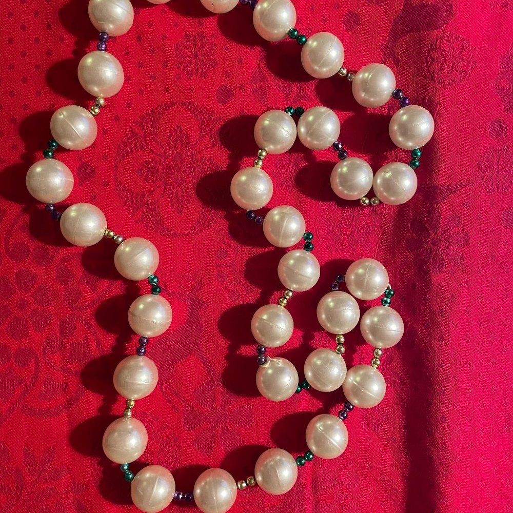 MARDI GRASBEADED NECKLACE